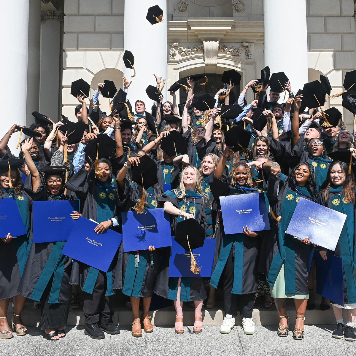 School of Medicine Alumni Scholarship Fund